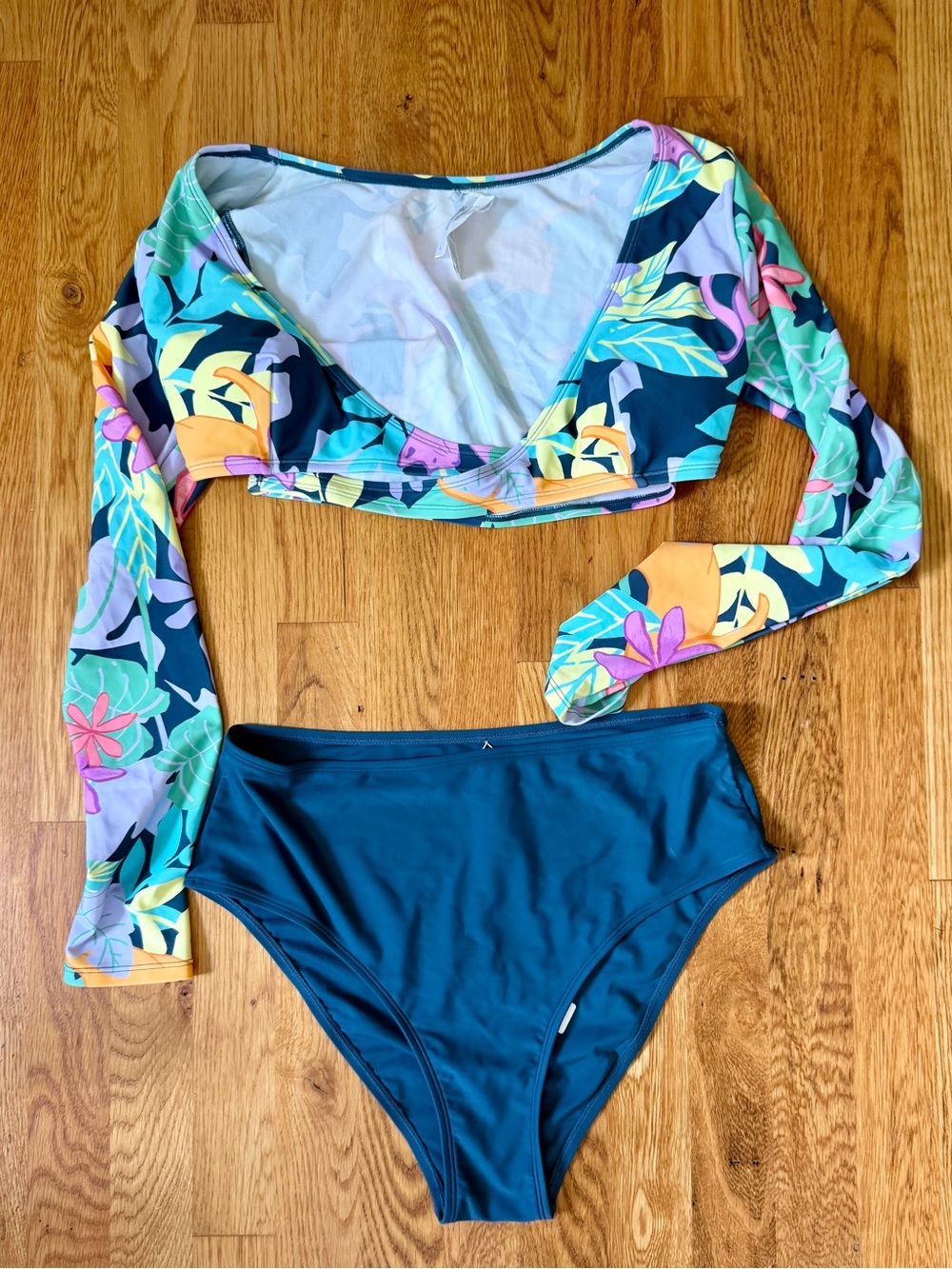 Cupshe Teal High-Waist Bikini with Multicolor Floral Long-Sleeve Top NWT size L